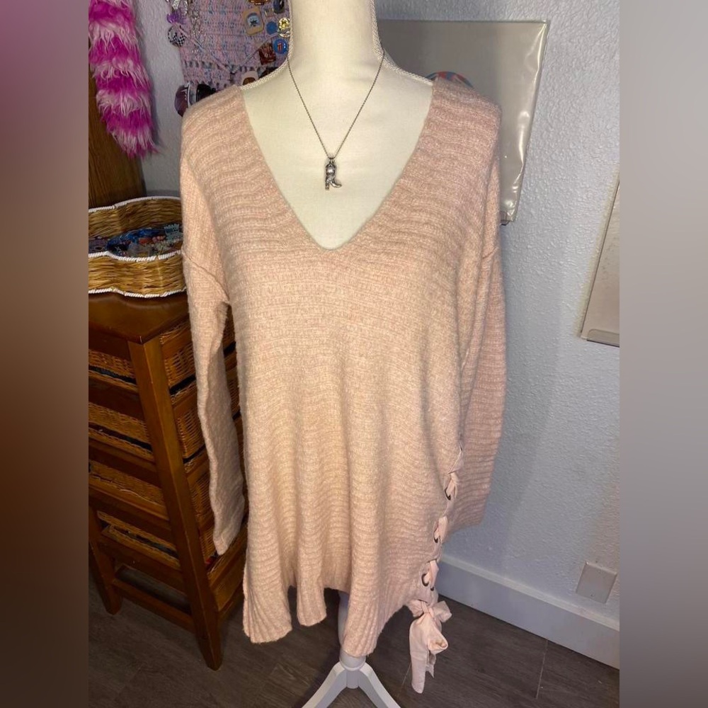Women's Free People V-Neck Sweater - Pink